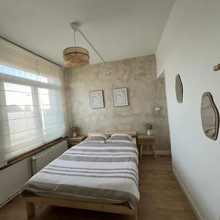 Jolie Maison De Coron 게스트하우스 3*
