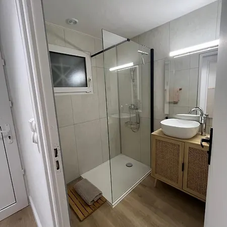 Jolie Maison De Coron Pensjonat 3*