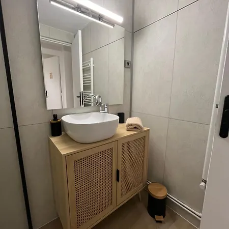 Jolie Maison De Coron Pensjonat 3*